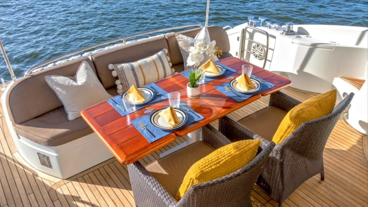 Deck Dining
