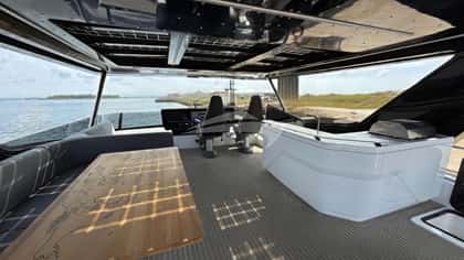 XQUISITE HYBRID 18m motor yacht charter, photo 12