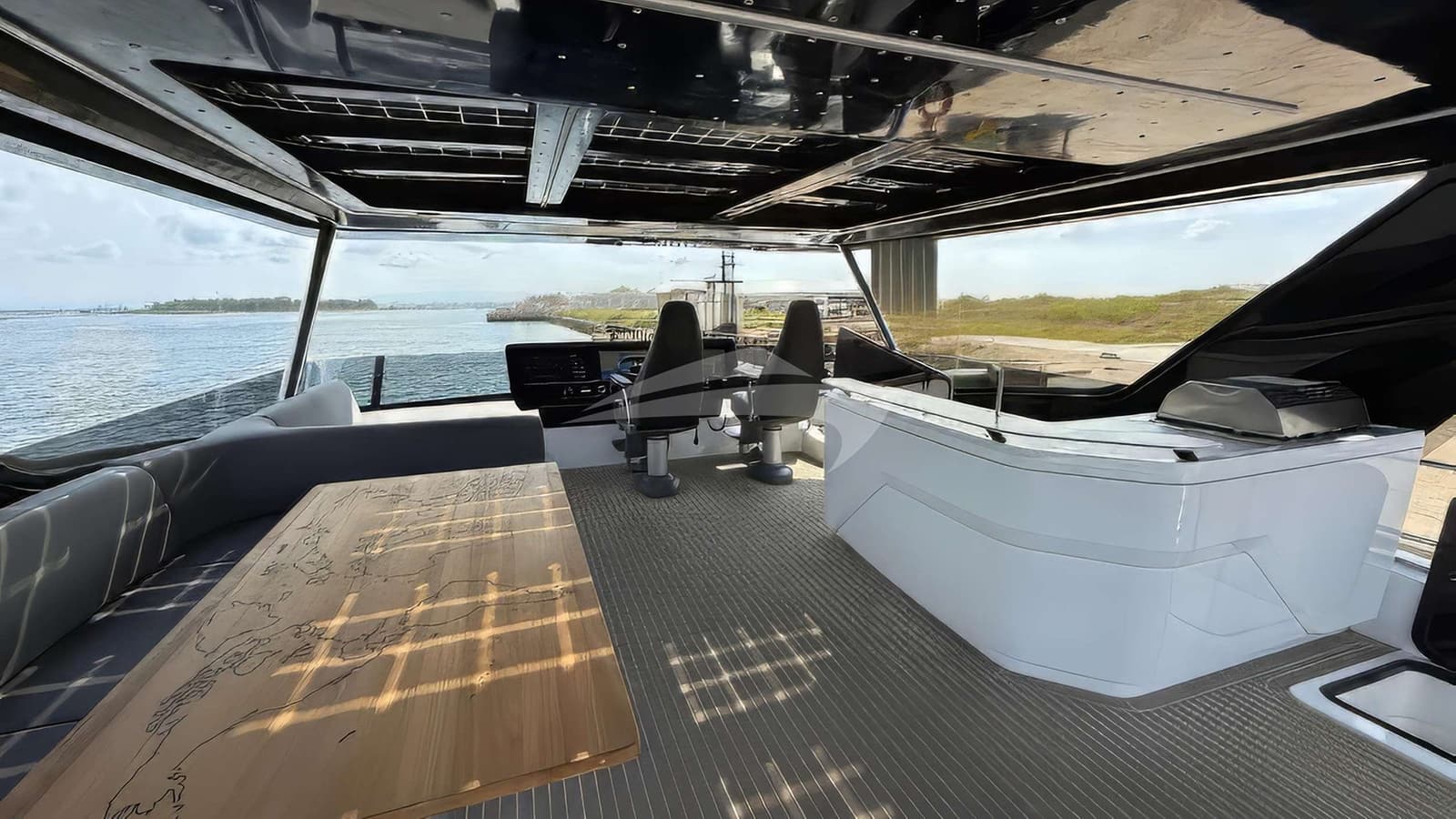 XQUISITE HYBRID, photo from the yacht portfolio 11