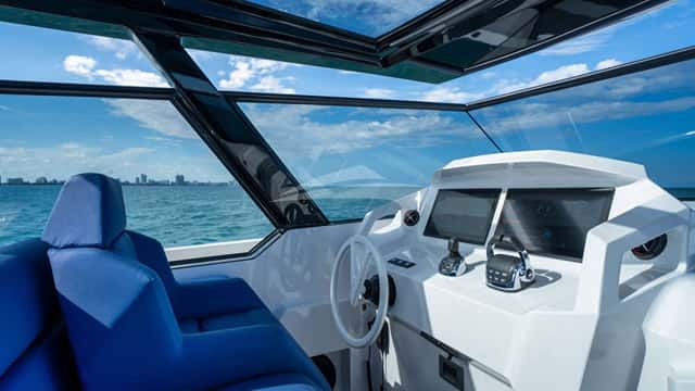 GODS PLAN yacht charter photo 4