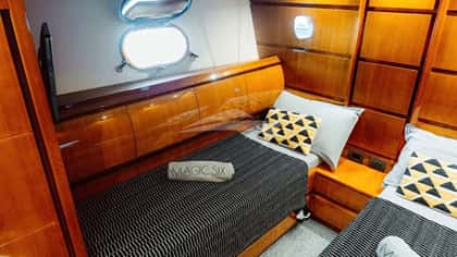 MAGIC SIX 27m motor yacht charter, photo 8