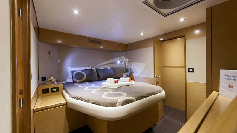 TE MOANA 18m sailing yacht charter, photo 5