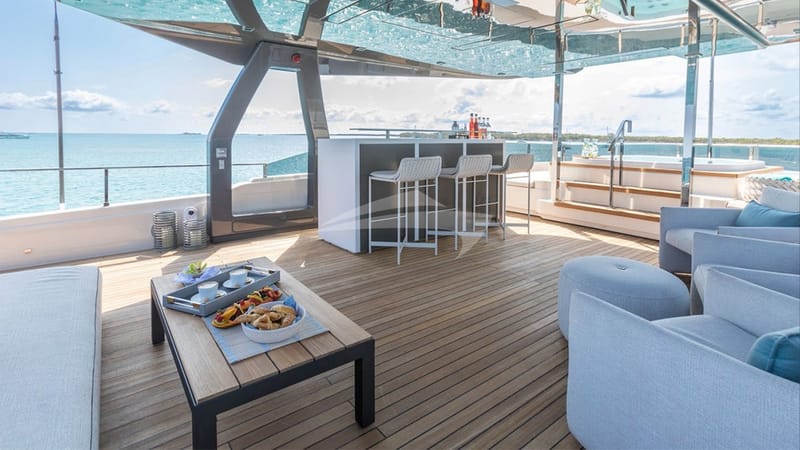 Outdoor Bar
