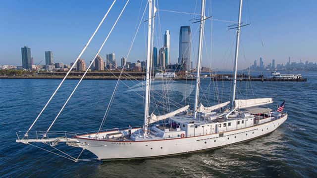 ARABELLA yacht charter photo 2