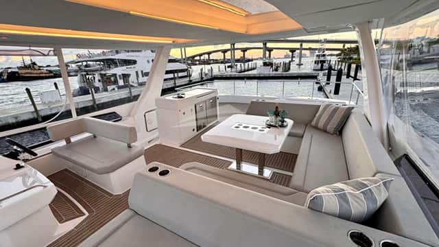 BRU SEA yacht charter photo 3