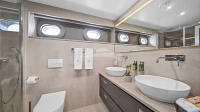 DALMATINO Bathroom