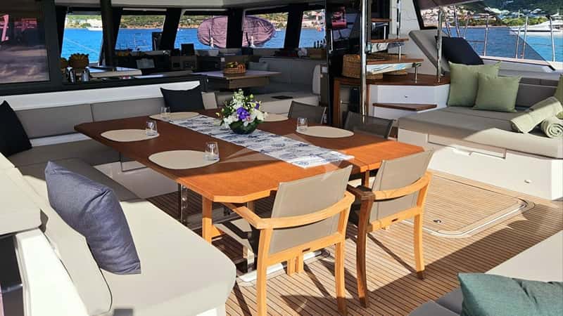 LOOMA 20m sailing yacht charter, photo 9