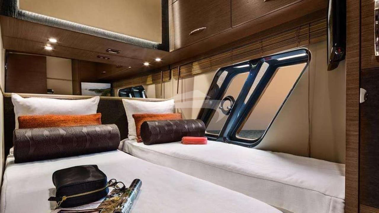 MISS UNDERSTOOD, photo from the yacht portfolio 6