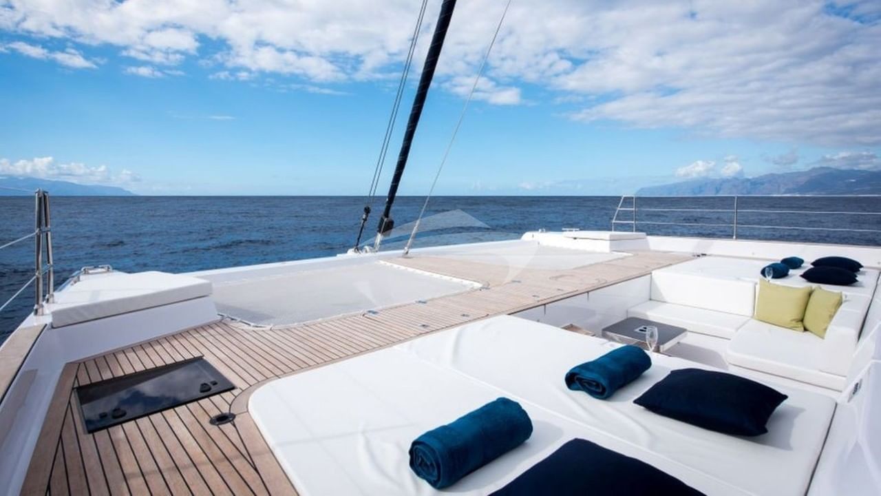 Sun Cushions and Trampolines