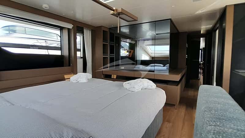 REGINE 29m motor yacht charter, photo 3