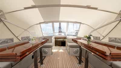 bgyb_charter_sailing_yacht_swan76_loevie_newinterior2