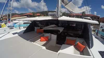 Forward cockpit