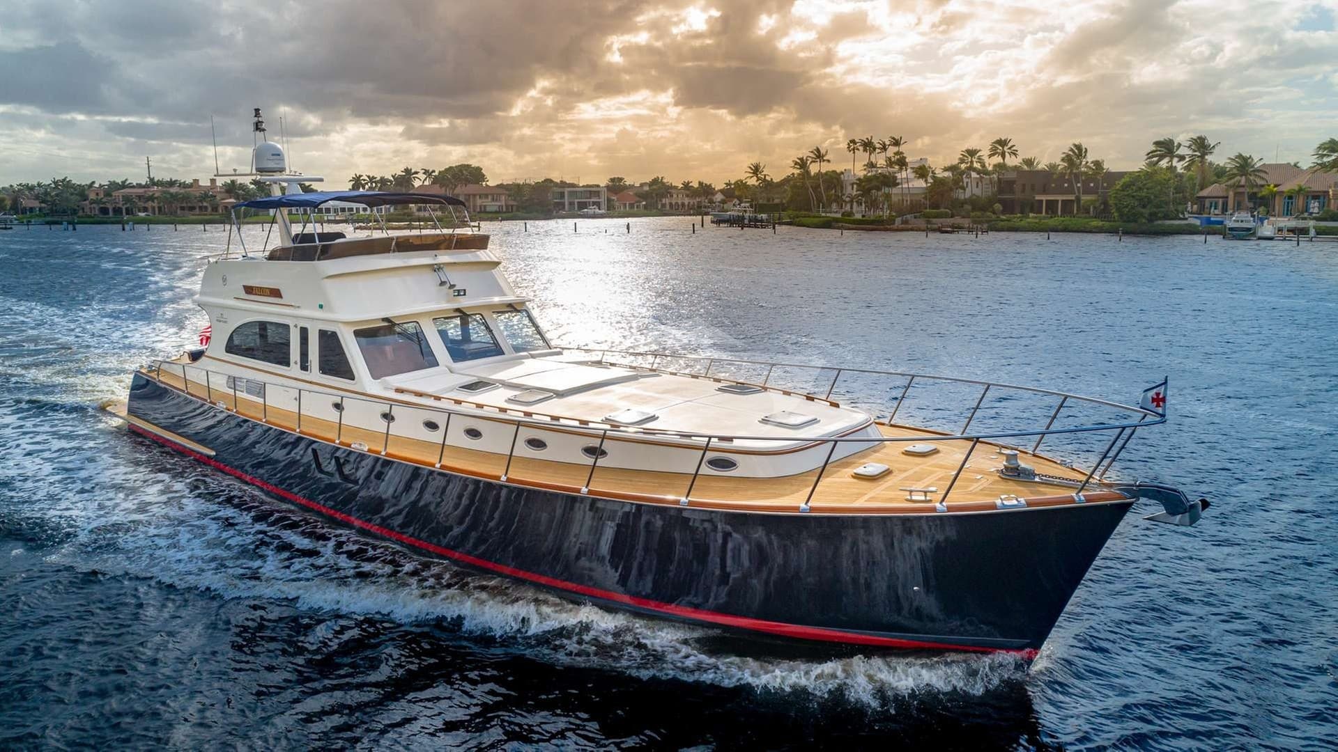 FALCON, Motor yacht, 21.9 m