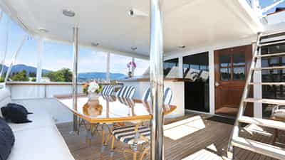 Enclosed Aft Deck