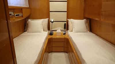 Twin cabin