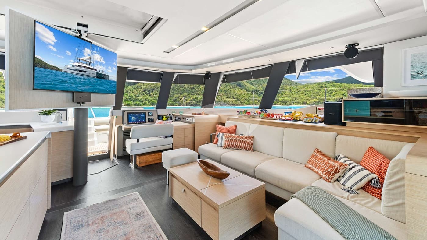 HOURGLASS, photo from the yacht portfolio