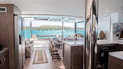 SOUTHERN QUEEN 17m sailing yacht charter, photo 11