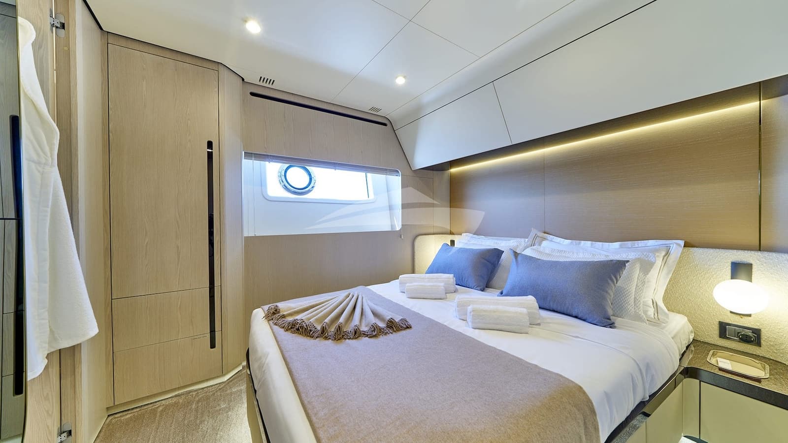 VIVA, photo from the yacht portfolio 25