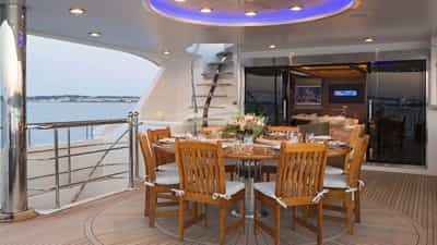 Bridge deck dining