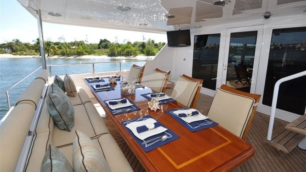Aft Deck Dining