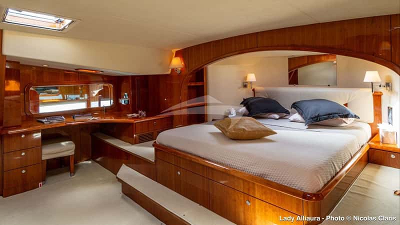 SUR L'EAU 23m sailing yacht charter, photo 7