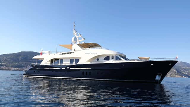 ETOILE D'AZUR 30m motor yacht for charter