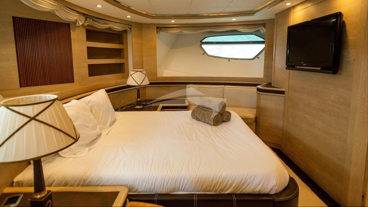 Double Cabin