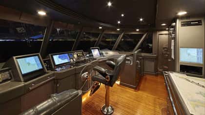 AZUL V 48m motor yacht charter, photo 7