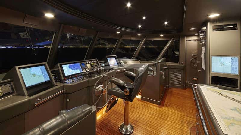 AZUL V 48m motor yacht charter, photo 7