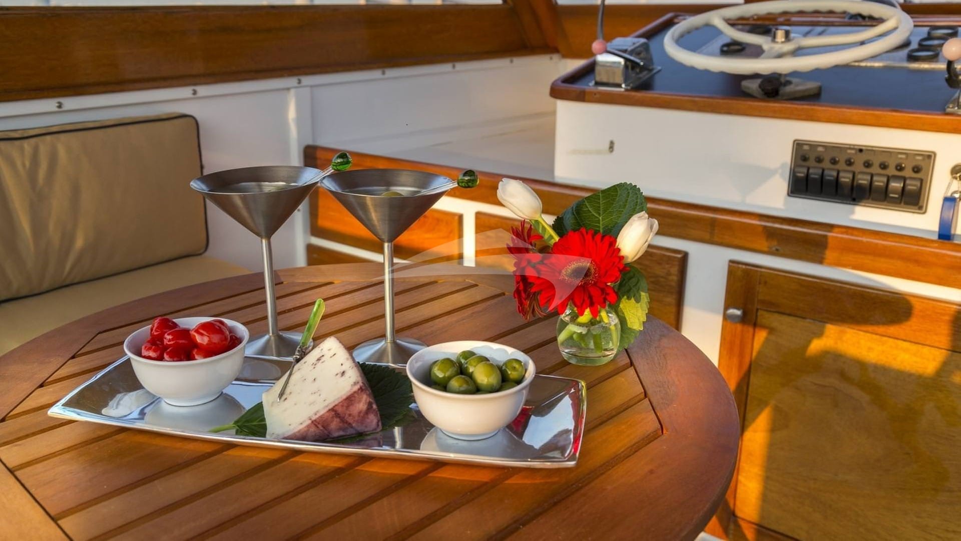 Flybridge ~ Cocktail Cruise