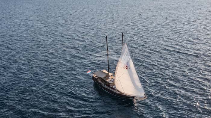 PACHA 28m sailing yacht charter, photo 3