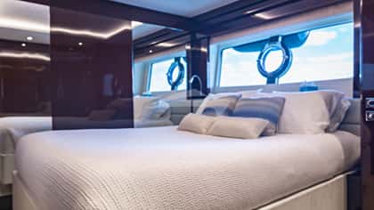 GOLDEN OURS 26m motor yacht charter, photo 11