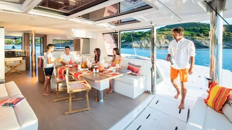 ISLAND STANDARD TIME 15m sailing yacht charter, photo 2