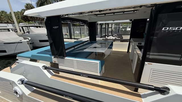 LA ONDINA yacht charter photo 3