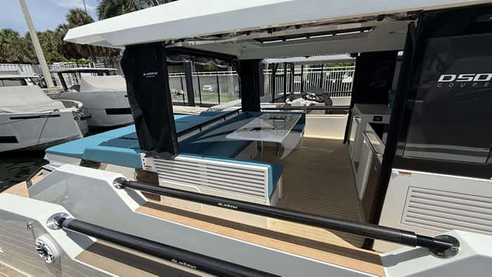 LA ONDINA 15m motor yacht charter, photo 4