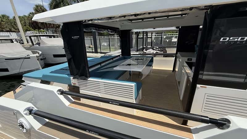 LA ONDINA 15m motor yacht charter, photo 4