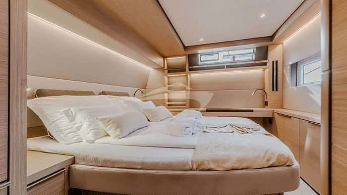 TRI WING 18m sailing yacht charter, photo 4