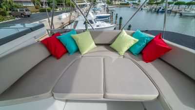 Flybridge Lounge Seating