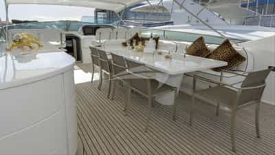 Deck dining