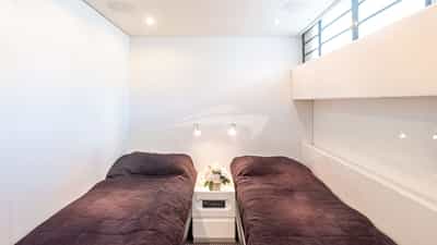 Twin Cabin