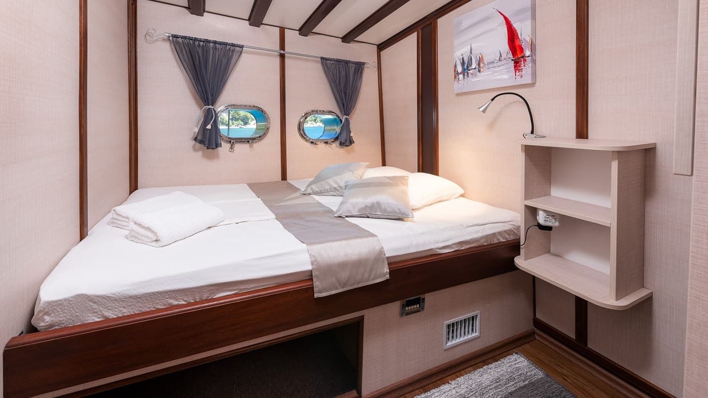 LUCKY YOU, photo from the yacht portfolio
