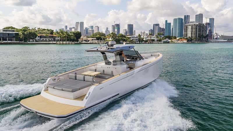 43 PARDO 13m motor yacht charter, photo 10