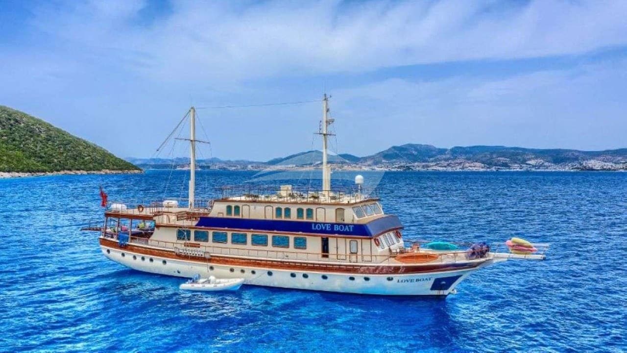 LOVE BOAT, photo from the yacht portfolio 18