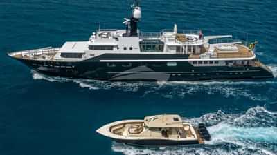 HIGHLANDER and Tender