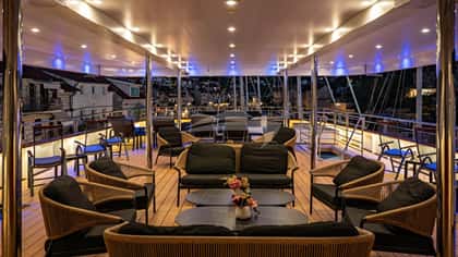QUEEN ELEGANZA 49m motor yacht charter, photo 13