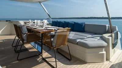 Deck Dining