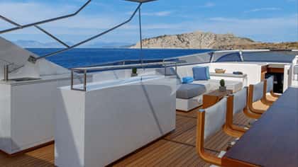 SHOOTING STAR 31m motor yacht charter, photo 13