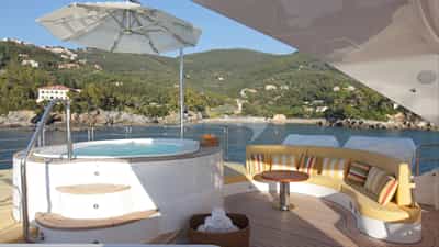 Jacuzzi Deck