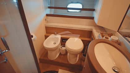 LINNETT 23m motor yacht charter, photo 11