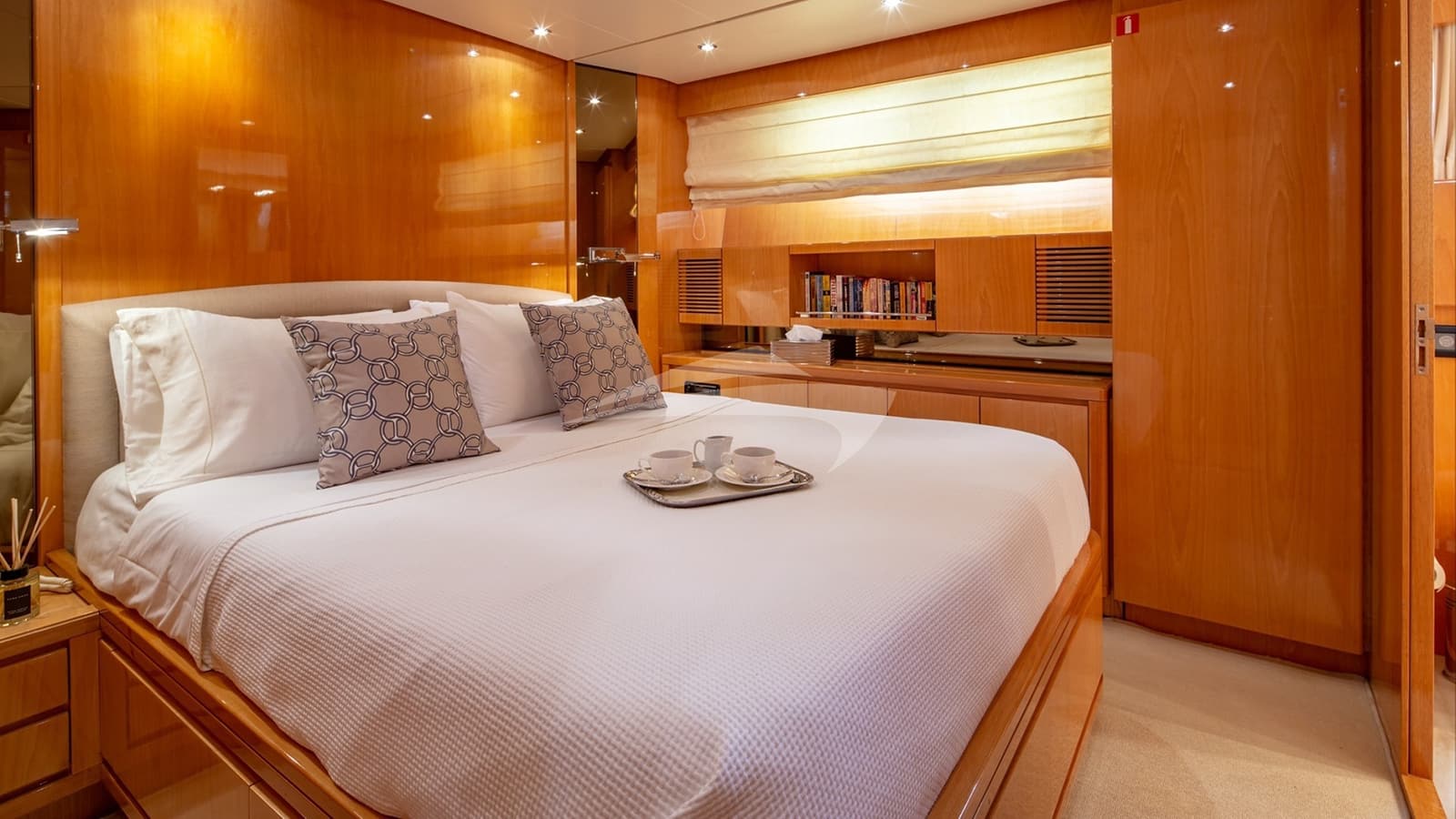 THE BIRD, photo from the yacht portfolio 16